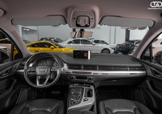 Audi Q7 2018 - Biển thành phố