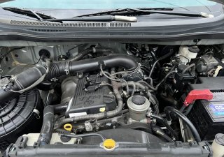 Toyota Innova 2009 - Cần bán lại xe giá chỉ 320tr