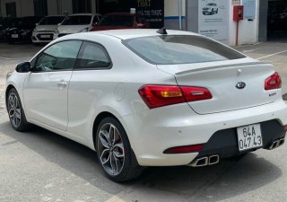 Kia Cerato Koup 2014 - Màu trắng, nhập khẩu