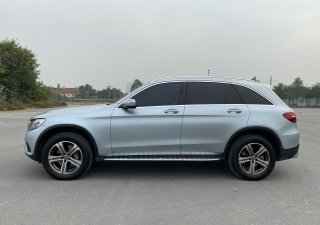 Mercedes-Benz GLC 250 2017 - Cần bán lại xe giá tốt