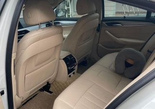 BMW 520i 2018 - Model 2019 cực mới