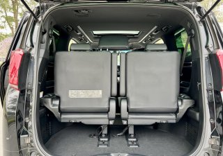 Toyota Alphard 2019 - Xe màu đen, xe nhập