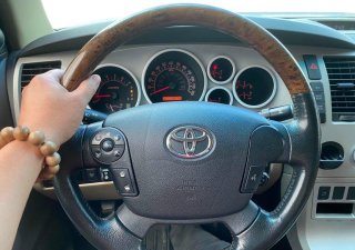 Toyota Tundra 2010 - Nhập khẩu