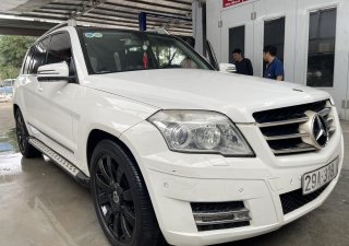 Mercedes-Benz GLK 300 2010 - Màu trắng, giá cực tốt