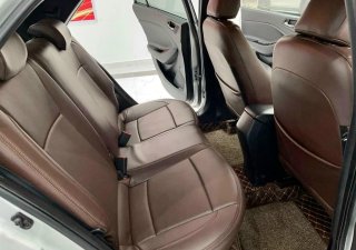 Hyundai i20 Active 2016 - Màu bạc, nhập khẩu