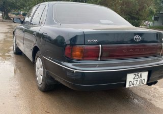 Toyota Camry 1994 - Bán xe nhập khẩu nguyên chiếc giá tốt 90tr