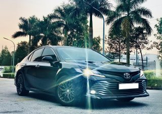 Toyota Camry 2021 - Đăng kí 2022