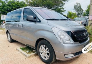 Hyundai Starex 2015 - Màu bạc, xe nhập giá hữu nghị