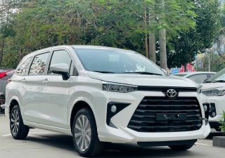 Toyota Avanza Premio 2023 - Xe giao sớm - Xe màu trắng