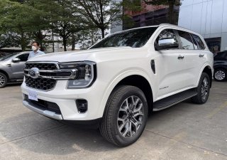 Ford Everest 2023 - Ford Everest bản nâng cấp 2023 giảm giá tốt tháng 3