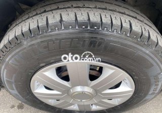 Toyota Hiace   2011,số sàn máy xăng,16 chỗ. 2011 - Toyota Hiace 2011,số sàn máy xăng,16 chỗ.