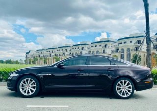 Jaguar XJ 2014 - Xe màu đen