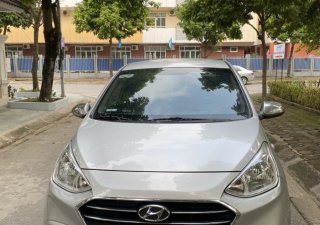 Hyundai Premio 2017 - Màu bạc