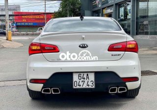Kia Cerato Koup Xe thể thao 2 cửa  màu trắng mới cứng 2014 - Xe thể thao 2 cửa Cerato Koup màu trắng mới cứng