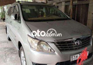 Toyota Innova Xe gia đình cần bán 2012 - Xe gia đình cần bán