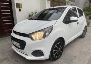 Chevrolet Spark 2018 - Màu trắng, số sàn, giá cực tốt