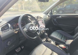 Volkswagen Tiguan  Allspace 2.0L TSI 2020 không một vết trầy 2020 - Tiguan Allspace 2.0L TSI 2020 không một vết trầy