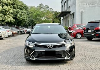Toyota Camry 2017 - Đăng ký lần đầu 2017, mới 95%, giá chỉ 765tr