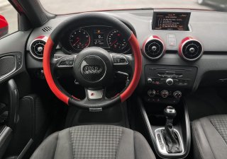 Audi A1 2010 - Lăn bánh 2012