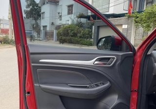 MG ZS 2020 - Màu đỏ