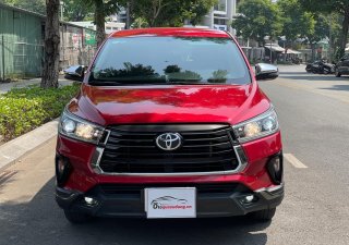 Toyota Innova 2021 - Cần bán xe màu đỏ