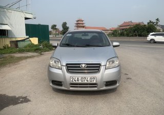 Daewoo Gentra 2010 - Xe màu bạc, nhập khẩu