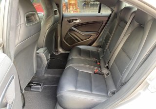 Mercedes-Benz CLA 250 2015 - Xe màu xám giá cạnh tranh