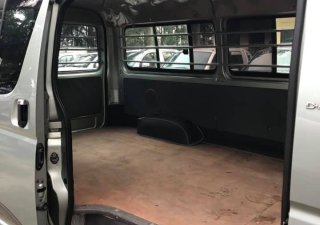 Toyota Hiace 2008 - Số sàn, máy dầu, 6 chỗ 900kg