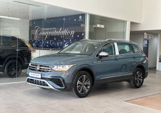 Volkswagen Tiguan 2023 - Màu xanh petro xanh độc lạ của Volkswagen - Mua xe miễn lãi 0% lãi suất