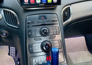 Hyundai Genesis 2010 - Đồ chơi nhiều miên man