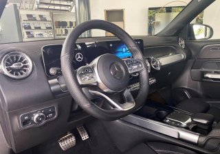 Mercedes-Benz GLB 200 2022 - Sẵn xe giao ngay, hỗ trợ trả góp, thủ tục linh hoạt, chính sách hỗ trợ khủng