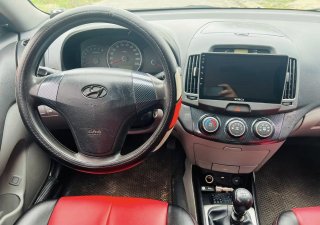 Hyundai Elantra 2011 - Hyundai Elantra 2011 số sàn tại Yên Bái