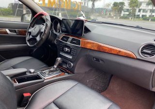Mercedes-Benz C 250 2011 - Màu đen, giá 435tr