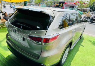 Toyota Highlander 2016 - Đăng ký 2018