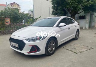 Hyundai Elantra Cần Bán Xe Huyndai Enlantra 2018 1.6 2018 - Cần Bán Xe Huyndai Enlantra 2018 1.6