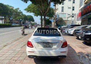 Mercedes-Benz E300 2019 - Màu trắng