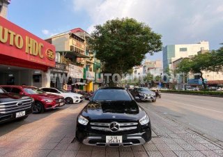 Mercedes-Benz GLC 200 2022 - Màu đen