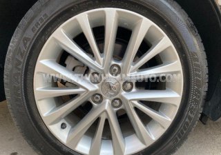 Toyota Camry 2018 - Đẹp xuất sắc, 5 lốp theo xe