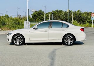 BMW 320i 2013 - Cần bán xe cực đẹp giá tốt