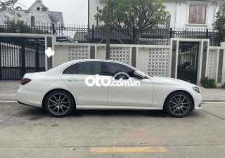 Mercedes-Benz E300 Mercedes E300 AMG 2021 trắng siêu lướt 2021 - Mercedes E300 AMG 2021 trắng siêu lướt