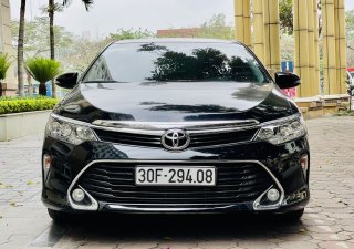 Toyota Camry 2018 - Bán xe nhập khẩu nguyên chiếc giá 820tr