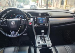 Honda Civic 2017 - Chạy tròn 10 vạn km