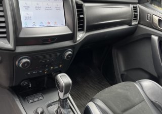 Ford Ranger Raptor 2021 - Màu đen, nhập khẩu nguyên chiếc