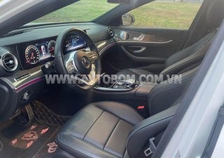 Mercedes-Benz E300 2019 - Trả trước 593 triệu
