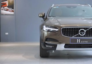 Volvo V90 2018 - Màu nâu, nhập khẩu nguyên chiếc