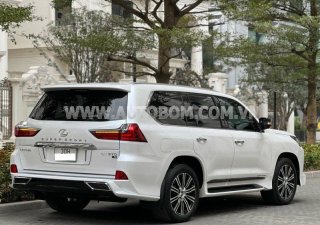 Lexus LX 570 2019 - Trắng nội thất thể thao