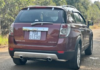 Chevrolet Captiva 2009 - Xe màu đỏ giá cạnh tranh
