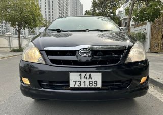 Toyota Innova 2006 - Màu đen