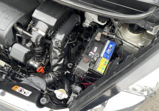 Kia Morning 2014 - 1 chủ từ mới, tự động, màu bạc, đã vào full 30 triệu tiền đồ. Mới quá