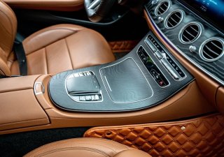 Mercedes-Benz 2021 - Biển HN, đi 2v km